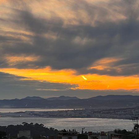 Agreable 3 Pieces Climatise Avec Vue Mer Et Parking Villefranche-sur-Mer Exterior photo